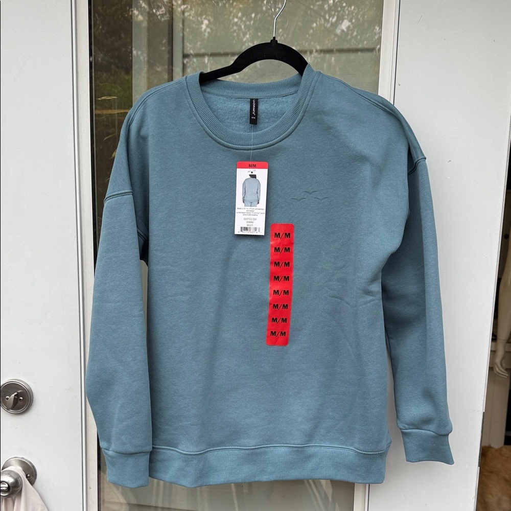 LAZYPANTS size medium Blue crewneck, pullover, long sleeve ladies Sweater NWT